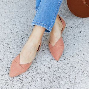 Qupid Simple and Chic Pointed Toe Ballet Flats in Sunkiss